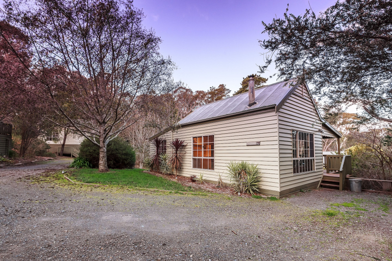 Exterior & Views 2, The Cottages at Hepburn Springs, Hepburn - East