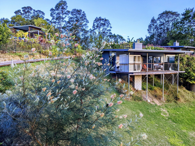 Exterior & Views 2, La Rocher Eco Retreat, Tweed - Pt B