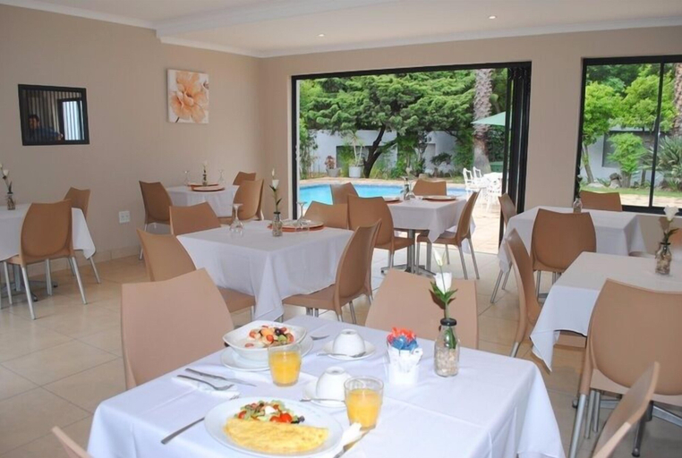 Food & Drinks 5, 6 on Morris Guest Lodge, City of Johannesburg