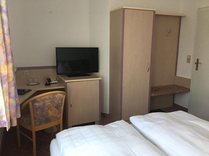Bedroom 4, Hotel & Restaurant Park Cafe ISA, Erfurt