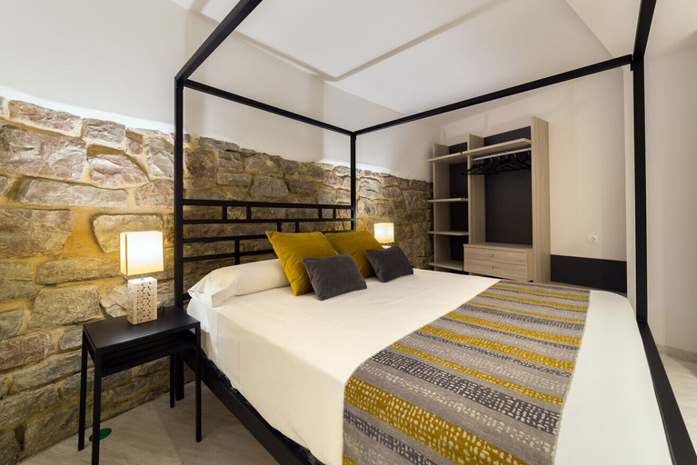 Bedroom 5, Hotel Onyarbi, Guipúzcoa