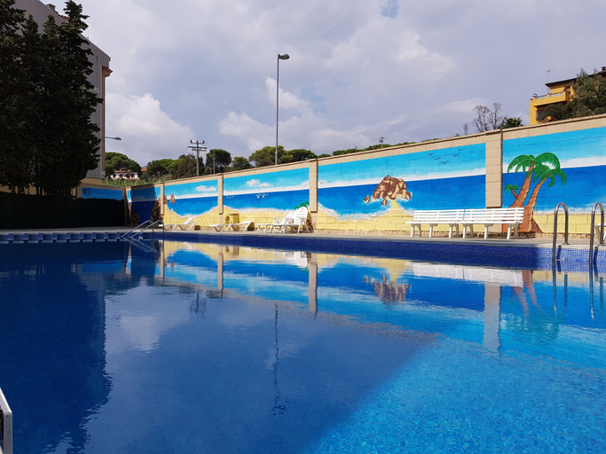 Sport & Beauty 4, Apartament Els Pins, Girona