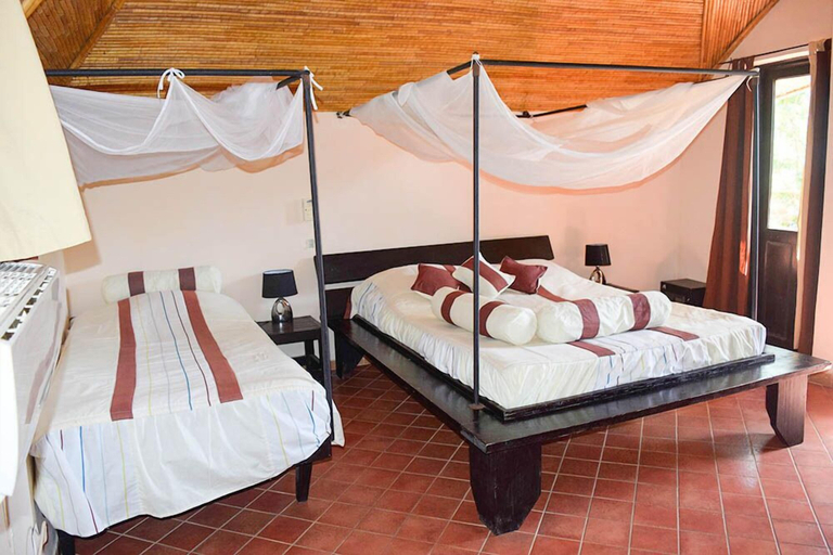 Bedroom 3, Les Cordons Bleus, Fatick