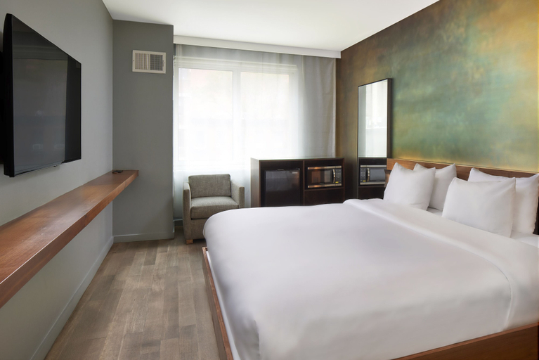 Bedroom 2, Truss Hotel Times Square, New York