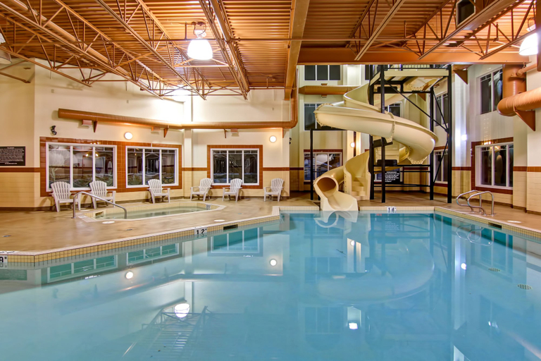 Sport & Beauty 5, Clarion Pointe, Division No. 8