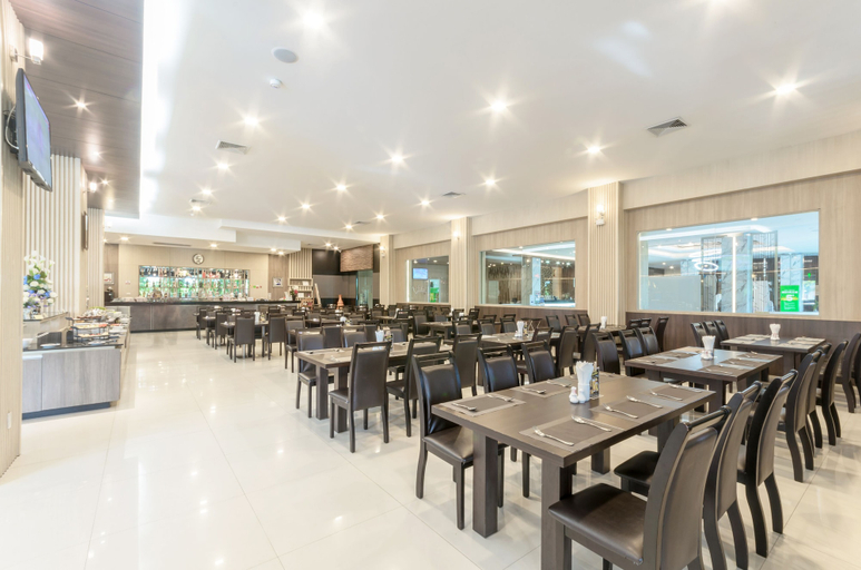 Food & Drinks 4, Eastpana Hotel, Si Racha