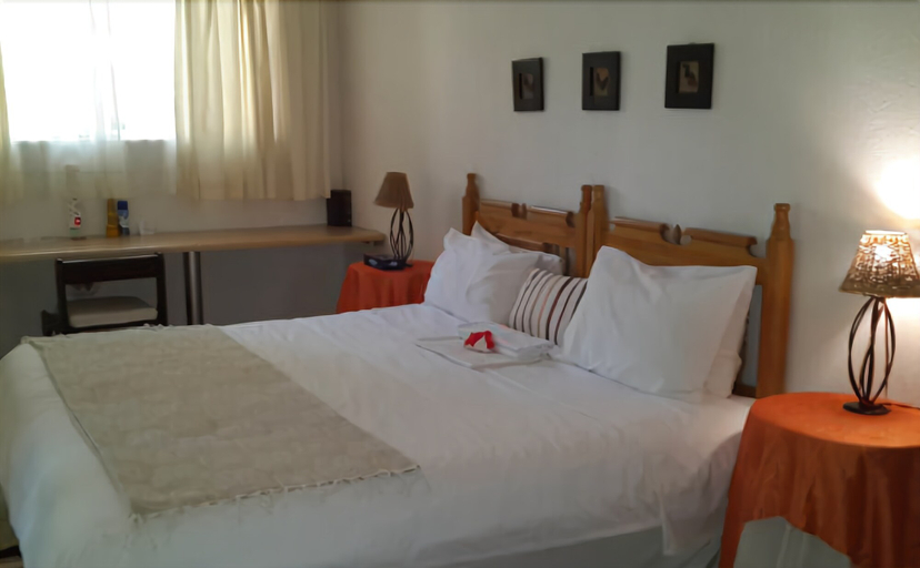 Bedroom 3, Loerie Lodge, Mopani
