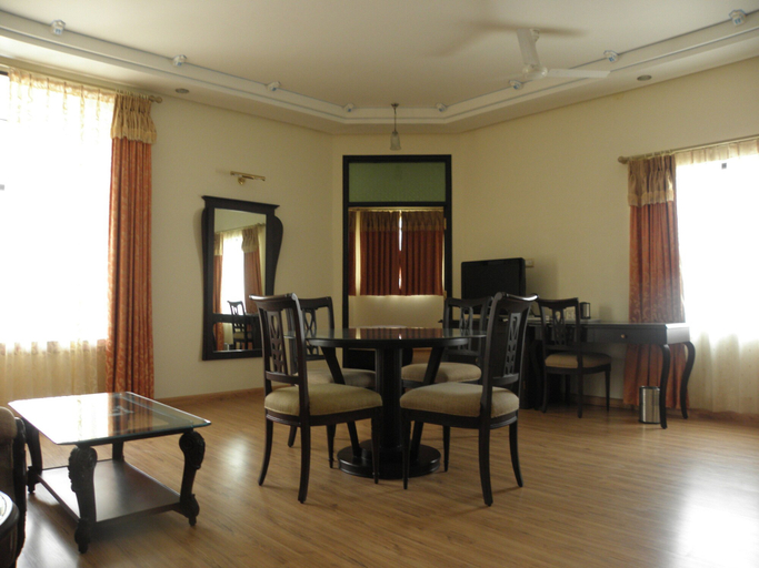 Food & Drinks 3, juSTa Lake Nahargarh Palace, Chittaurgarh