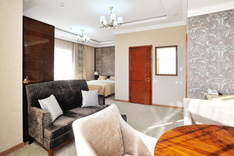 Others 5, Royal Hotel Riz, Armavir