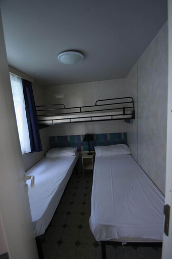 Bedroom 2, Baia Calenella, Foggia