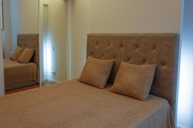Bedroom 3, Porto Sentido, Porto