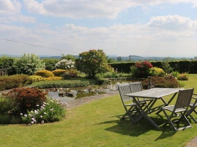 Others 4, Mortimer Trail B & B, Herefordshire