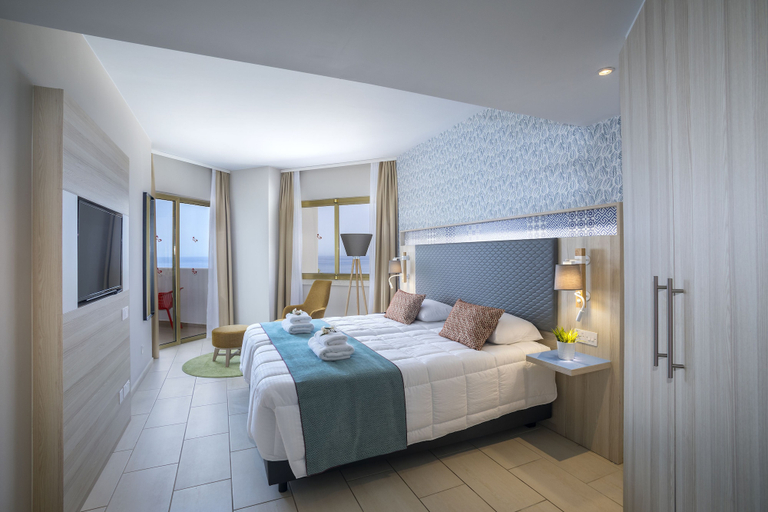Bedroom 3, Leonardo Laura Beach & Splash Resort