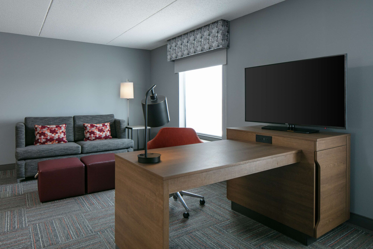Others 3, Hampton Inn Dubuque, Dubuque