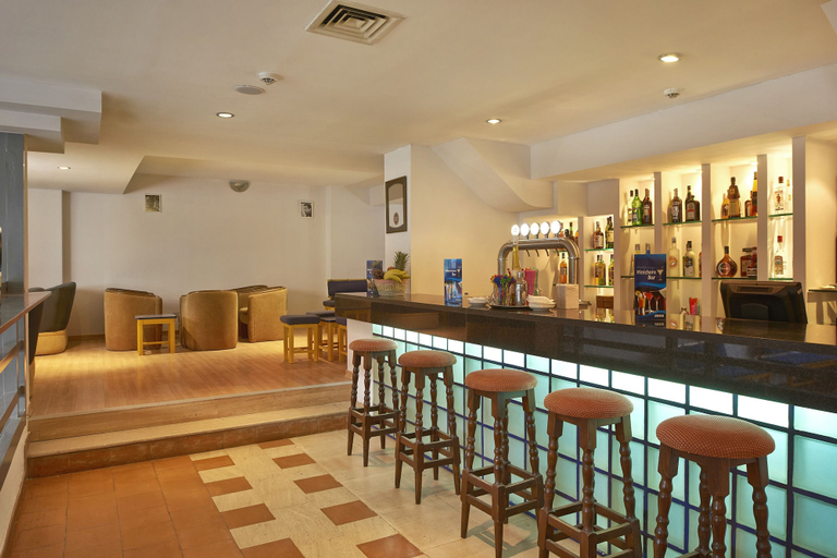 Food & Drinks 5, Cheerfulway Minichoro, Albufeira