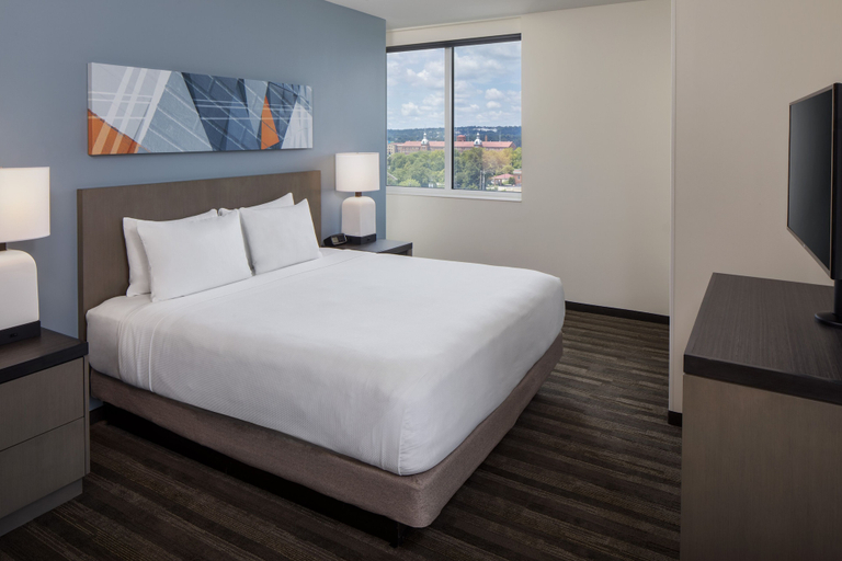Bedroom 3, Hyatt House Augusta Downtown, Richmond