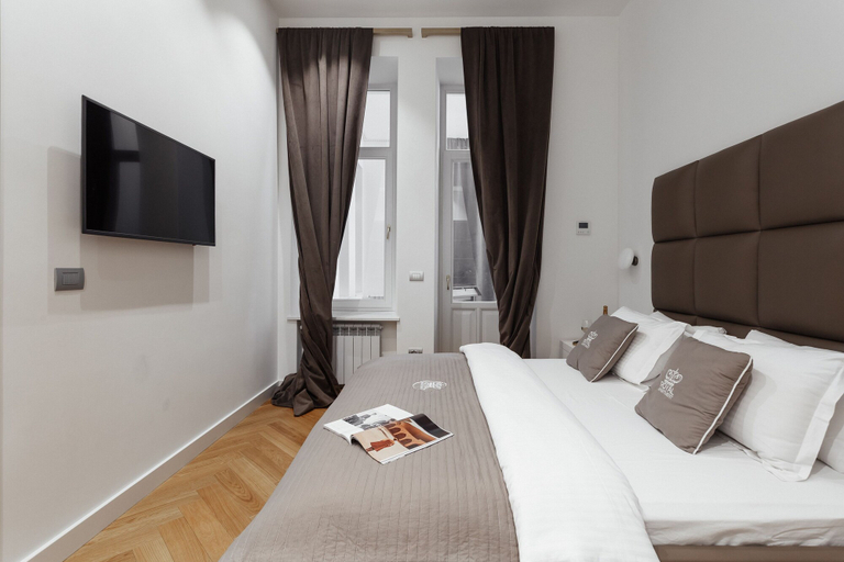 Bedroom 2, Royal Apartments Grecheskaya 25, Odes'ka