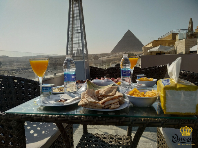 Food & Drinks 5, Queen Pyramids Cleopatra, Unorganized in Al Jizah