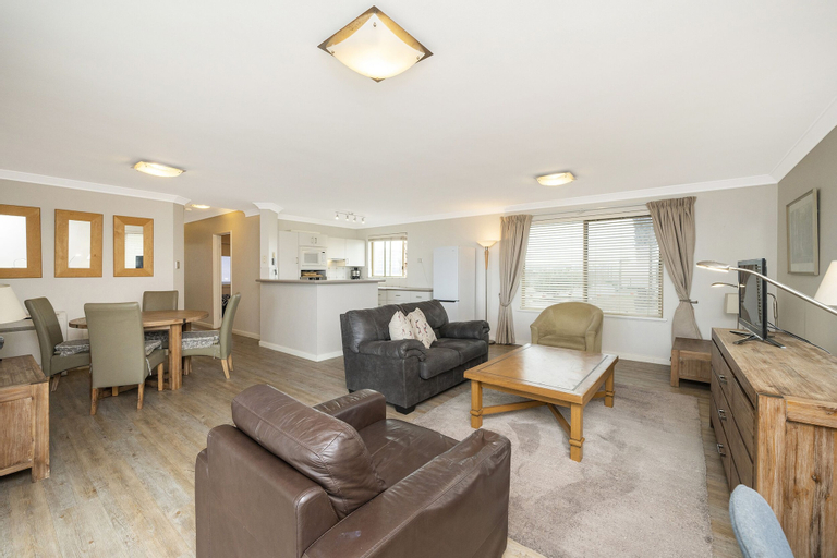 Others 5, Sandcastles at the Beach - Outstanding Location, Stirling