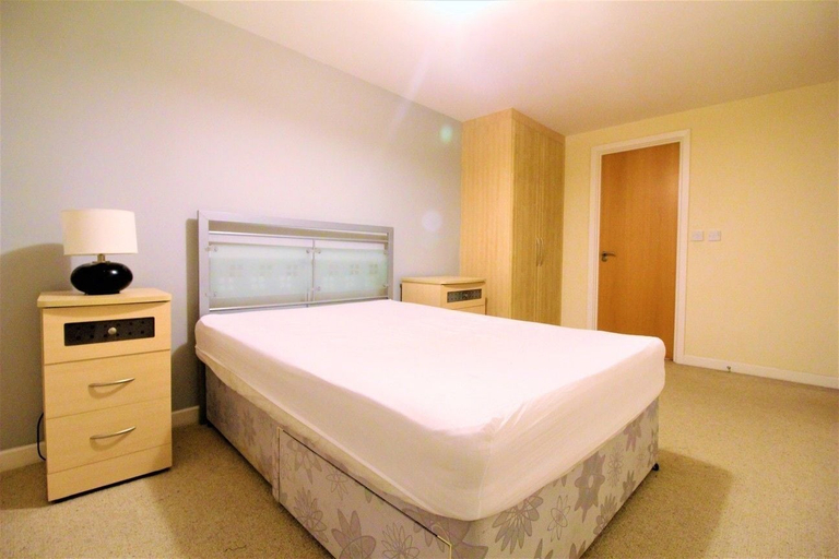 Bedroom 2, City Walk, Leeds