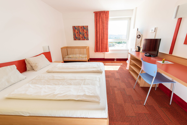 Bedroom 4, H2O Hotel-Therme-Resort, Hartberg-Fürstenfeld
