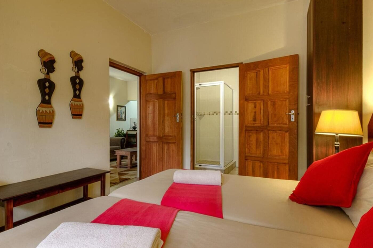 Bedroom 4, Shonalanga Lodge, Umkhanyakude