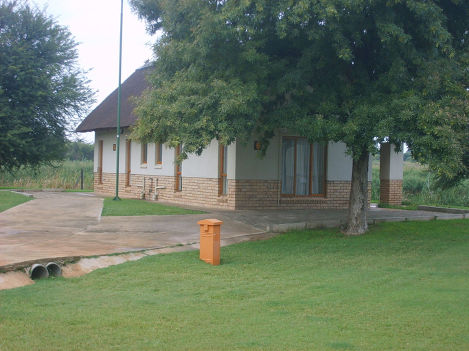 Others 4, Cookes Lake Resort, Ngaka Modiri Molema