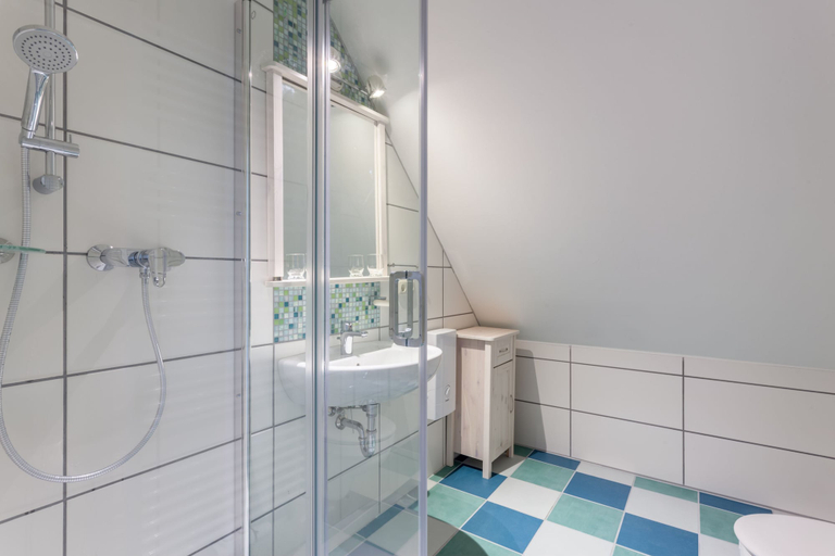 Bathroom 3, Plau Lagoons, Ludwigslust-Parchim