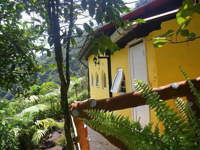 Exterior & Views 2, La Casa Amarilla, Baños