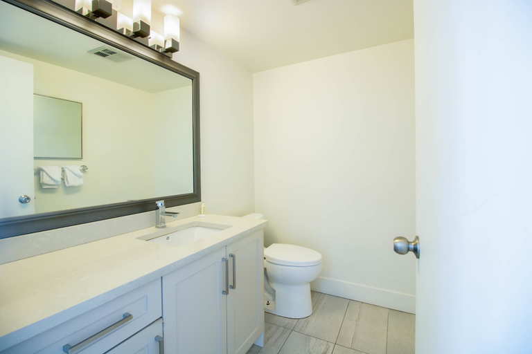Bathroom 5, Whistler Blackcomb VR Hearthstone Lodge, Squamish-Lillooet