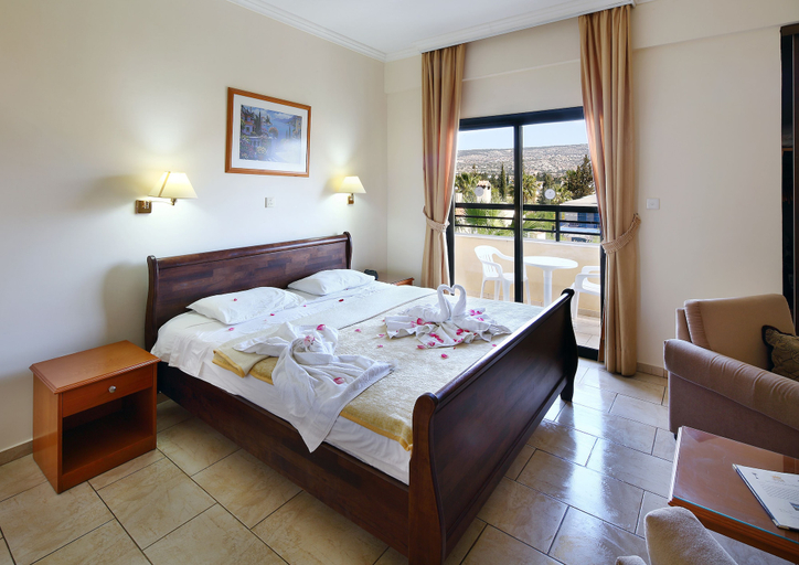 Bedroom 4, Panareti Coral Bay Hotel