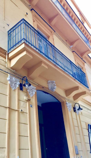 Exterior & Views 2, Da Polly a Piazza Amedeo, Napoli