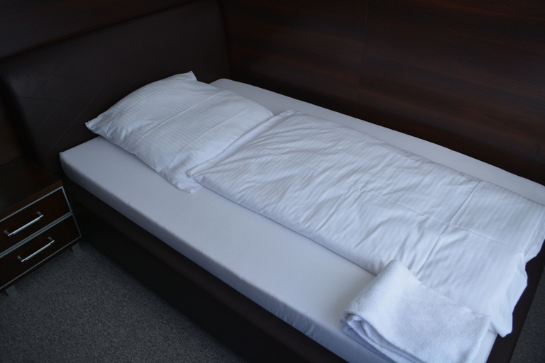 Bedroom 4, B&D Hotel, Region Hannover