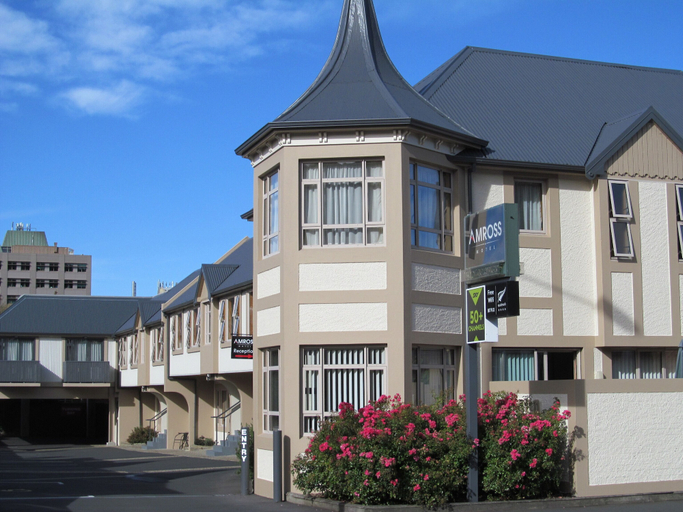 Exterior & Views 2, Amross Motel, Dunedin