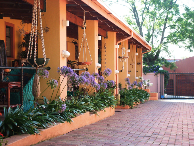 Exterior & Views 2, Cherry Tree Cottage Linden Bed and Breakfast, City of Johannesburg