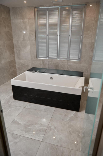 Bathroom 4, Hollywood De Luxe Hotel, Krasnodar gorsovet