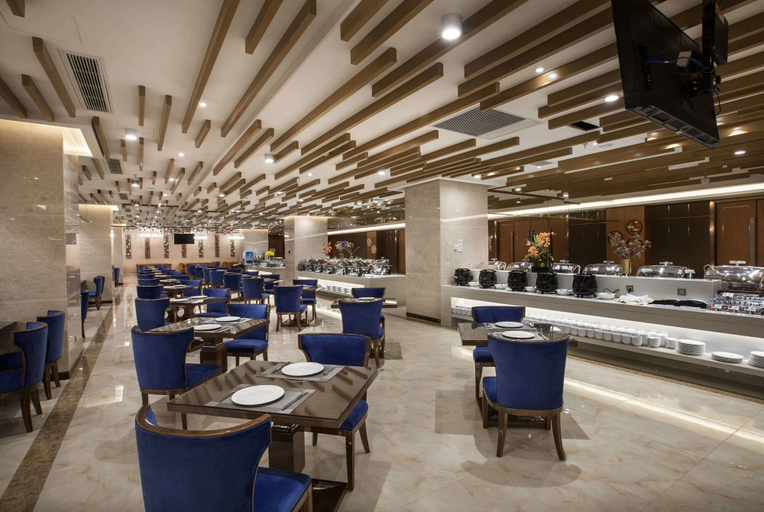 Food & Drinks, Ramada Plaza by Wyndham Enshi, Enshi Tujia and Miao