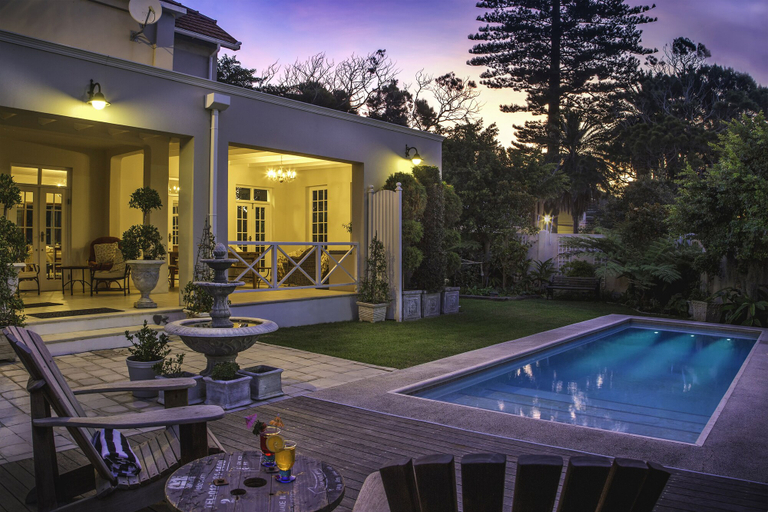 Sport & Beauty 2, Bright on 5th Guest House, Nelson Mandela Bay