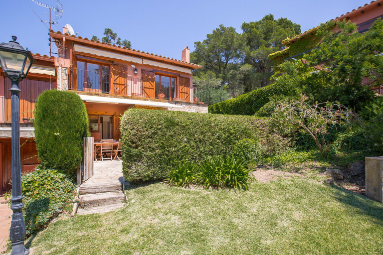 Exterior & Views 2, Villa Cuba, Girona