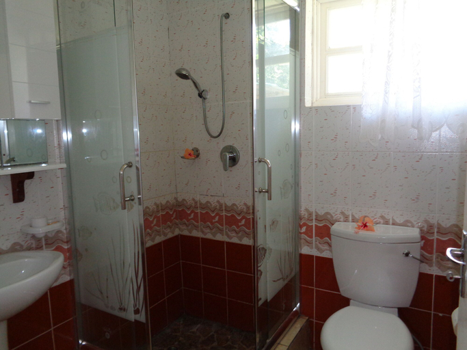 Bathroom 3, Chez Michelin Pension Residence
