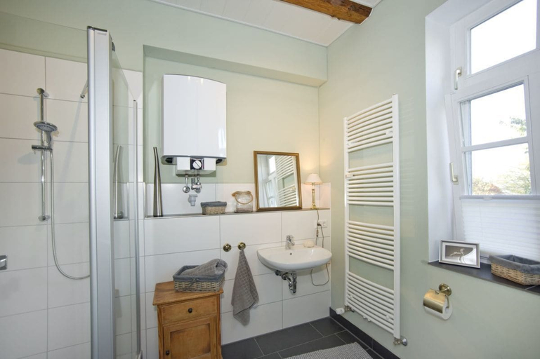 Bathroom, Gutshof Fürstenberg, Holzminden
