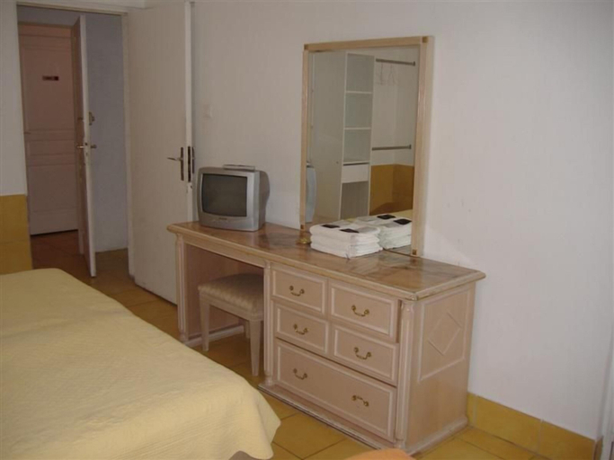 Bedroom, Hotel Europa, Hérault