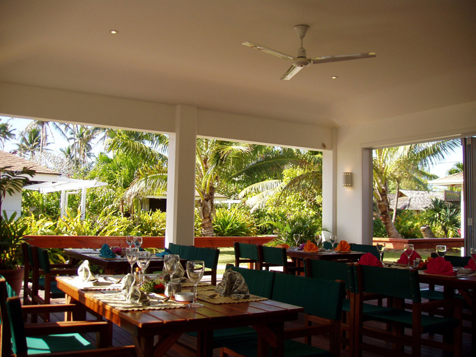 Food & Drinks 5, Palm Grove, Rorotonga
