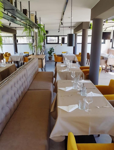 Food & Drinks 4, Beach Hotel Bozikovina, Podstrana