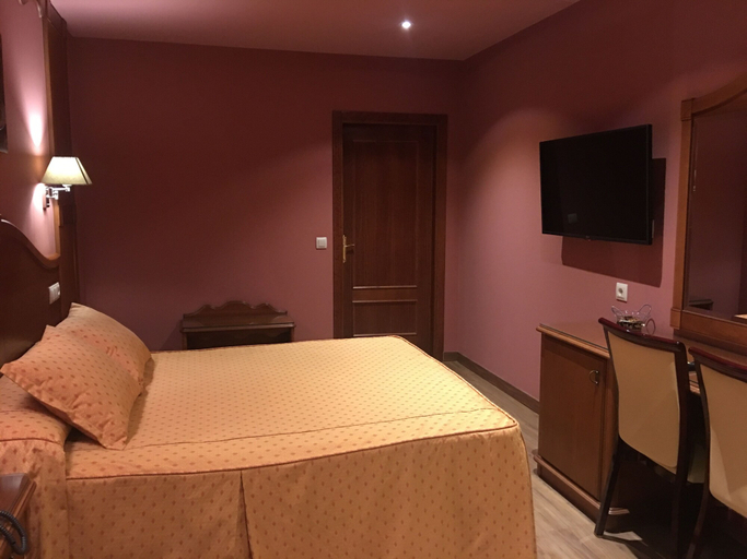 Bedroom 3, Hotel Torres I, Jaén