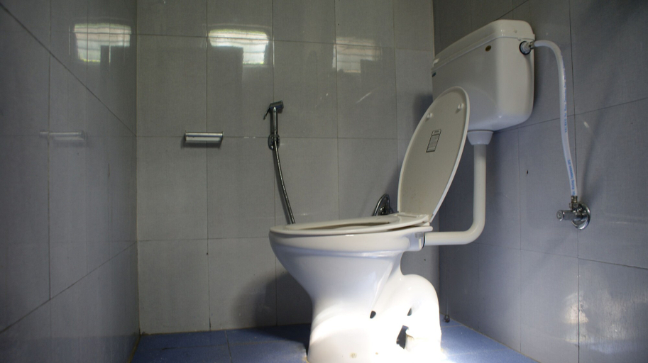 Bathroom 4, Peace Guest House Pokhara, Gandaki