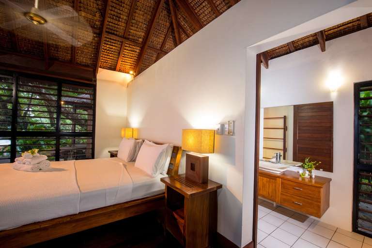 Bedroom 4, Barrier Beach Resort, South East Santo