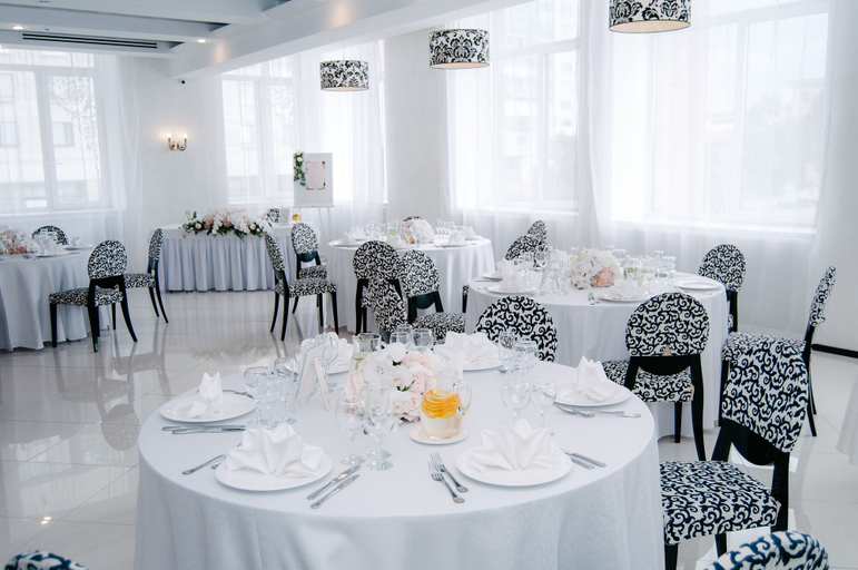 Food & Drinks 4, Hotel Okhtinskaya, Sankt-Peterburg gorsovet
