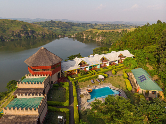 Lodge Bellavista, Bunyangabu
