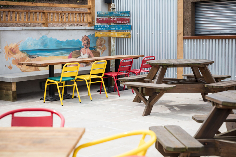 Food & Drinks 5, Oystercatcher Apartments, Cornwall